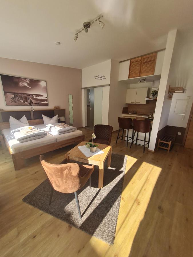 Mosel-Auszeit Apartamento Brauneberg Exterior foto
