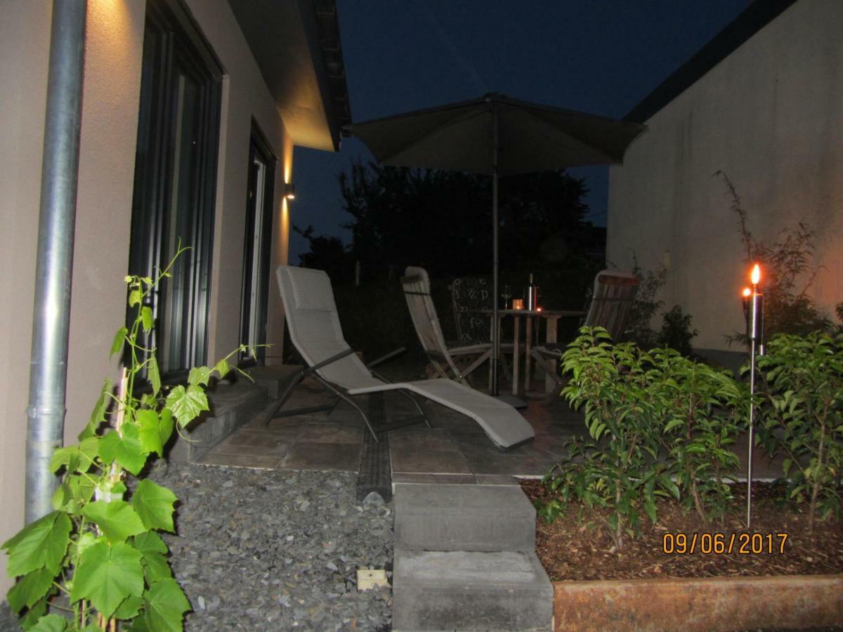 Mosel-Auszeit Apartamento Brauneberg Exterior foto